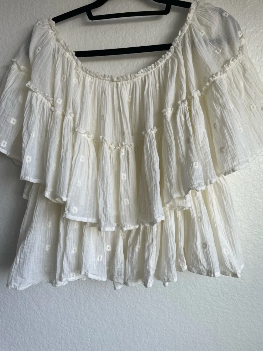 LOVESTITCH Boho Cream Off-Shoulder Ruffle Peasant Blouse • Medium - Picture 4 of 13